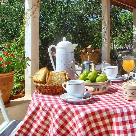 Bed & Breakfast Trulli A Frascarosa *