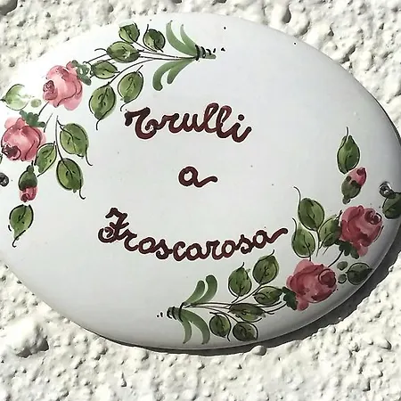 Trulli A Frascarosa *